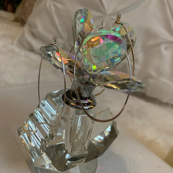 Your Choice - Gold or Silver! NWTS Delicate Elongated Oval Hoops Earrings - Picture 8 of 10